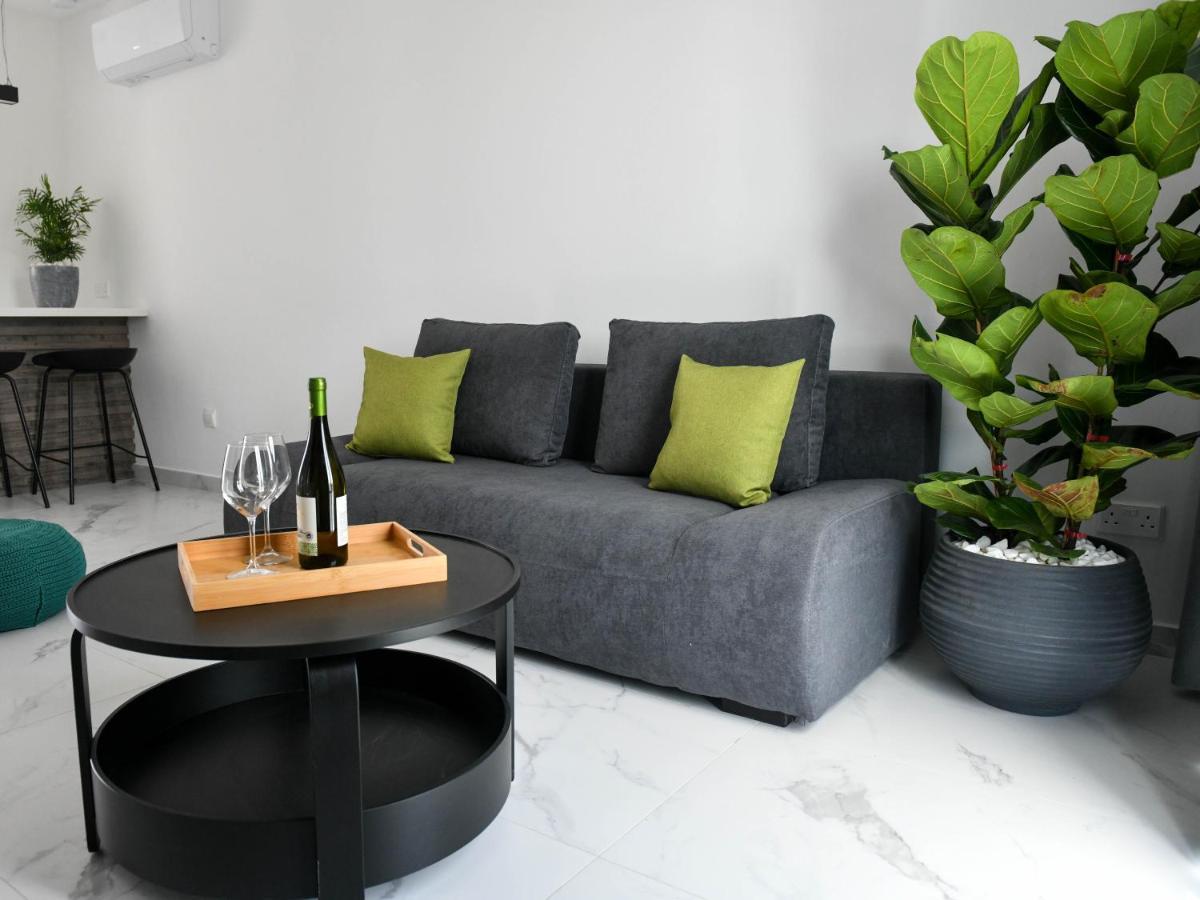 The Room, Suite 15, Leda Gardens Paphos Exteriér fotografie